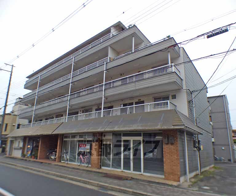 京都市左京区田中西高原町のマンションの建物外観