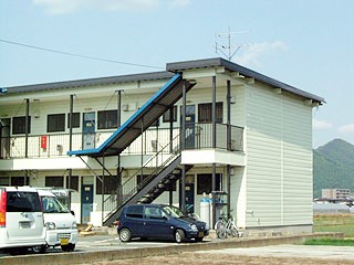 メゾン会田の建物外観