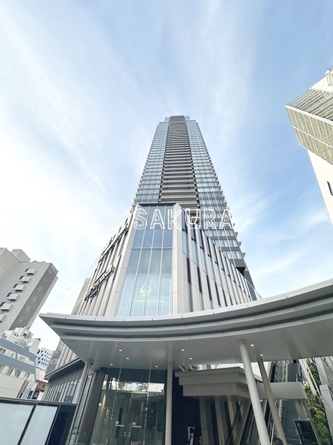 THE YOKOHAMA FRONT TOWERの建物外観