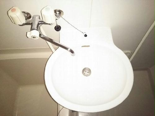 洗面設備　同タイプの写真です。仕様が異なる場合があります。