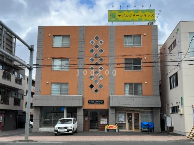 札幌市西区発寒二条のマンションの建物外観