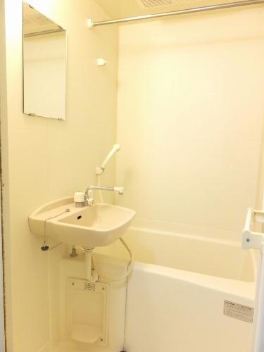 バス・シャワールーム　浴室換気乾燥機能付き