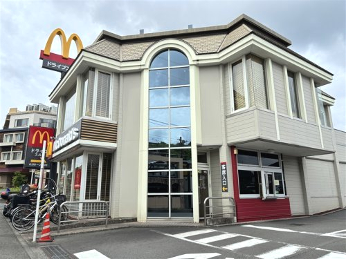 飲食店　マクドナルド 都筑インター店（飲食店）まで506m