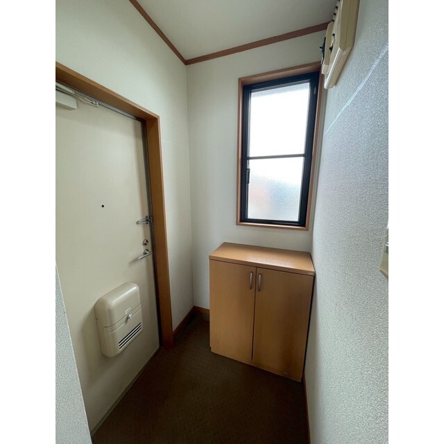 玄関　シューズボックス付きの玄関です♪