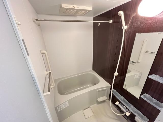 バス・シャワールーム　バス