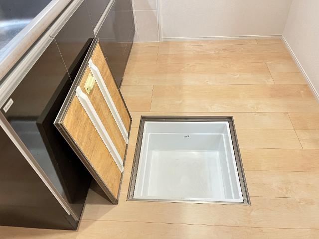 その他　床下収納