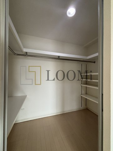 収納　BRAVI南堀江（ブラービ南堀江）　ウォークインクローゼット