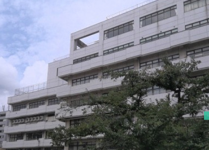 小学校　千代田区立和泉小学校（小学校）まで748m