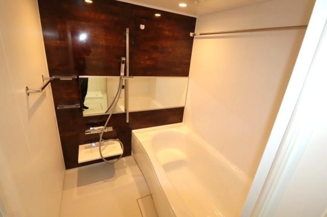 バス・シャワールーム　浴室
