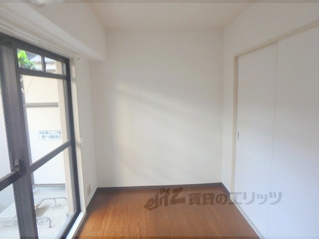 居室・リビング　洋室