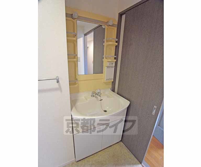 洗面設備　あると嬉しい独立洗面台！