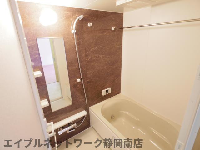 バス・シャワールーム　お風呂です