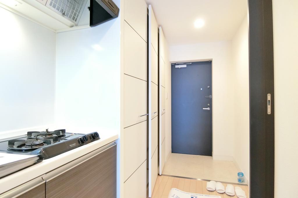 玄関　★同マンションのタイプ違いの画像です