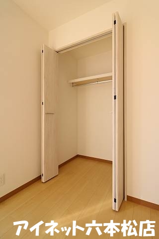 収納　奥行きもバッチリ収納力が試されます