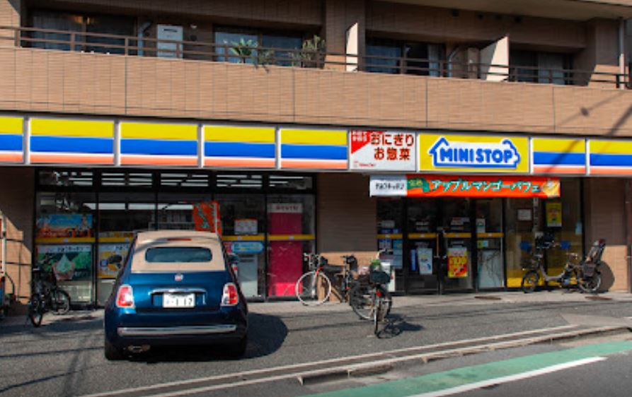 コンビニ　ミニストップ渋谷桜丘店（コンビニ）まで150m