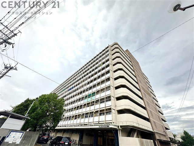 建物外観　エレベーター付きで重い荷物も楽々♪