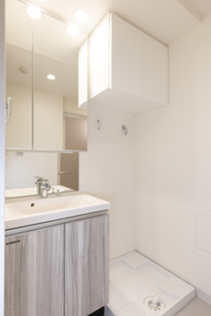 洗面設備　※写真は同タイプ住戸です。