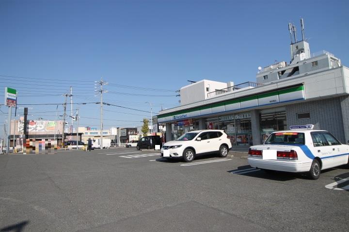 コンビニ　ファミリーマート篠原橋店（コンビニ）まで751m