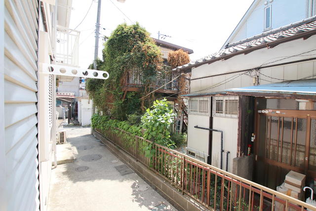 眺望　窓からの眺め