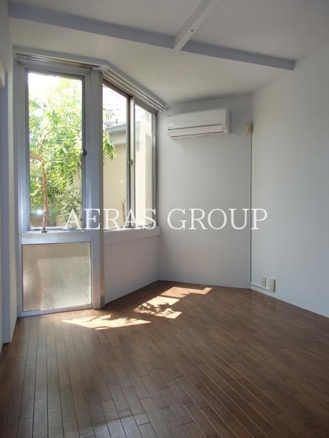 居室・リビング　同仕様タイプ