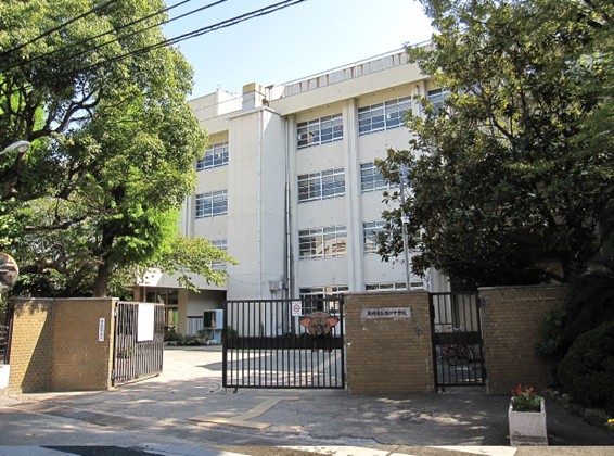 中学校　塚口中学（中学校）まで1234m