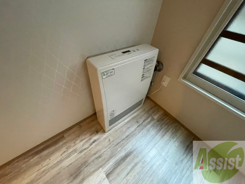 その他設備　ガス暖房です。寒い冬もこれで乗り切りましょう！