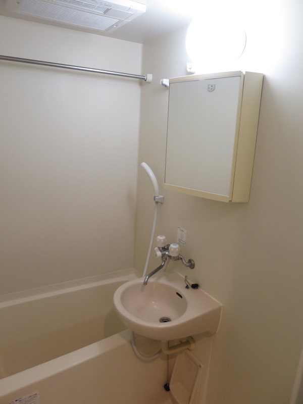 バス・シャワールーム　※参考写真