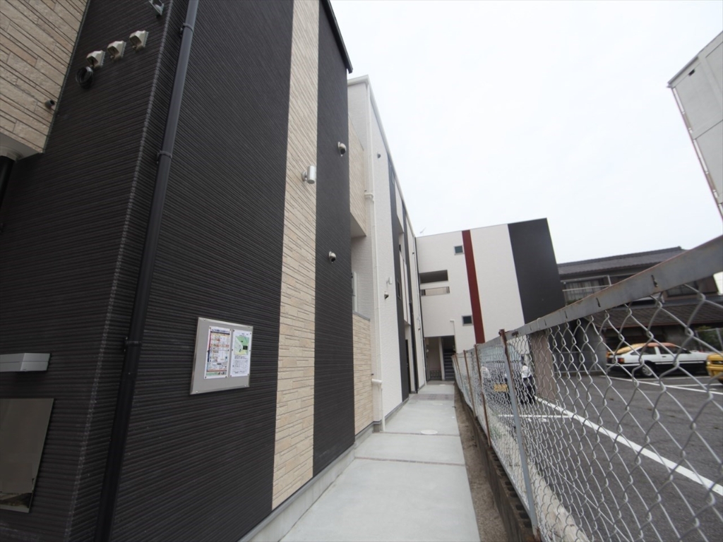 建物外観　外観　デザイナーズ　光インターネット無料