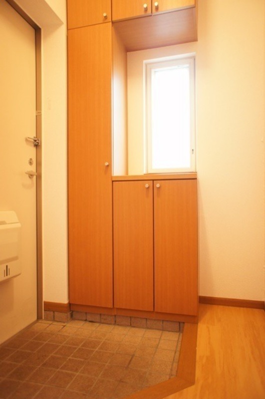 玄関　図面と現状に相違がある場合には現状を優先