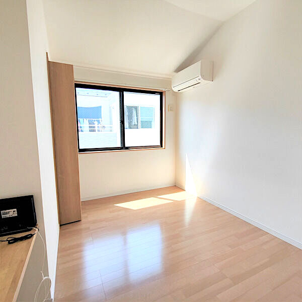 その他部屋・スペース　明るいお部屋です