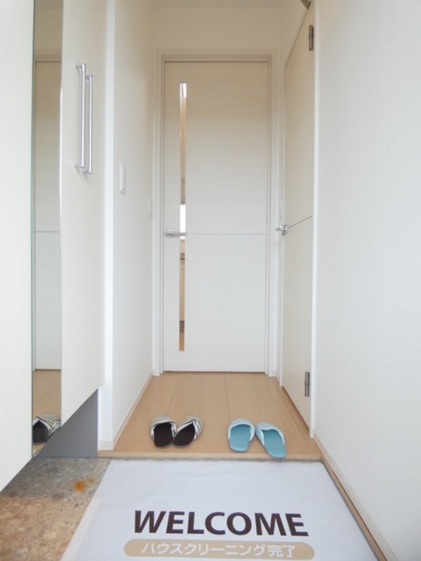 玄関　図面と現状に相違がある場合には現状を優先