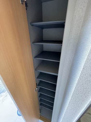 玄関　靴箱