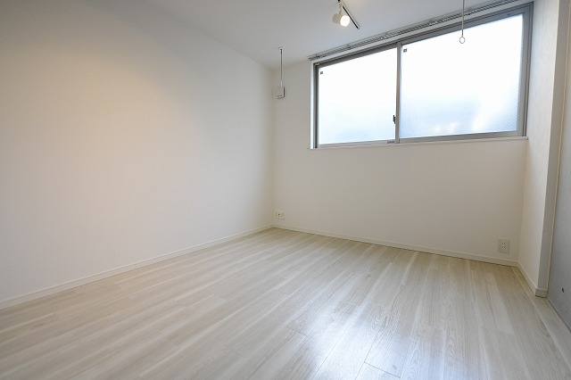 居室・リビング　居室