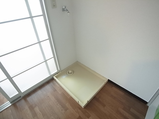 その他　室内洗濯機置き場付きです。