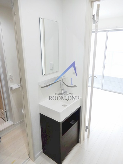 洗面設備　独立洗面台です。