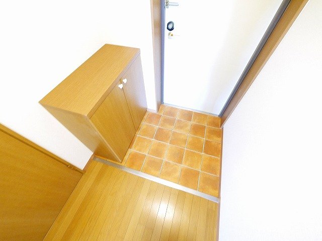 玄関　シンプルで使いやすい玄関です