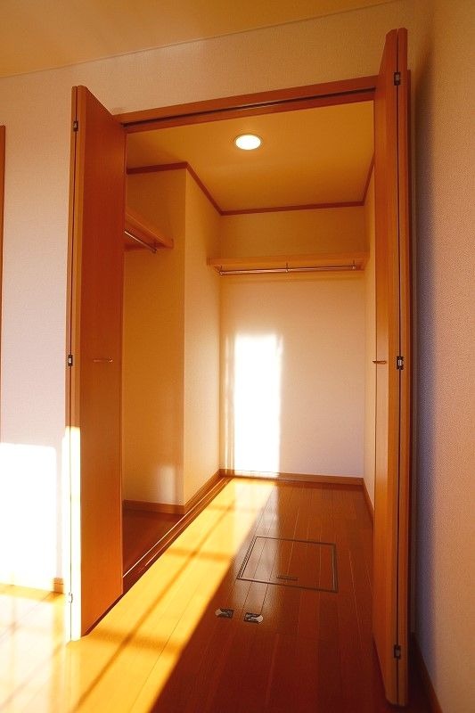 収納　図面と現状に相違がある場合には現状を優先