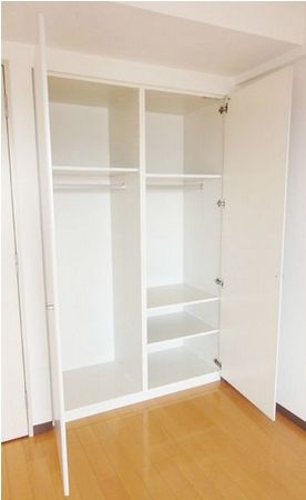 収納　★ハンガーラック付き、棚収納も有り★