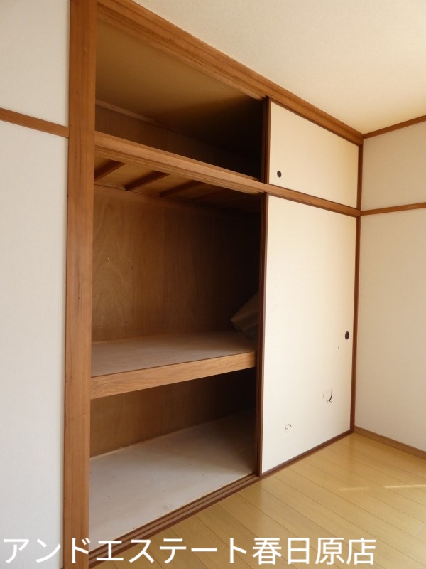 収納　各部屋に収納があります