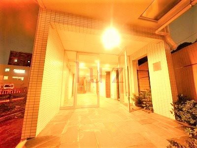 建物外観　2013年竣工のマンションです。