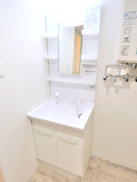洗面設備　シャンプードレッサー付きです♪