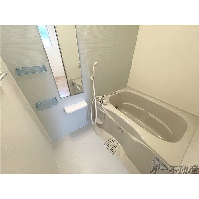 バス・シャワールーム　バスルーム