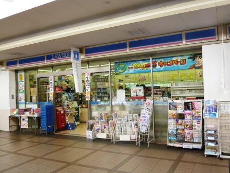 コンビニ　ローソン杉並高井戸東二丁目店（コンビニ）まで330m