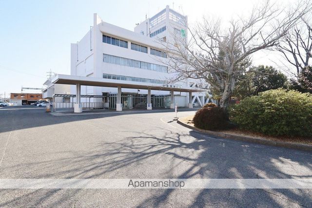 役所　小松島市役所（役所）まで869m
