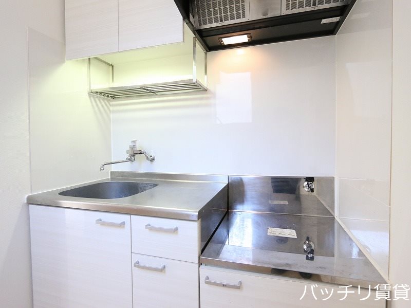 キッチン　※同アパート別部屋写真の為、現状優先。