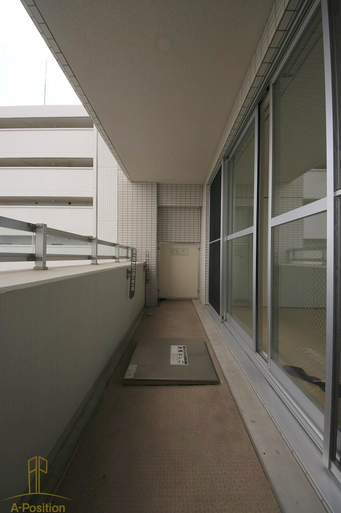 バルコニー　ドゥーエ谷町