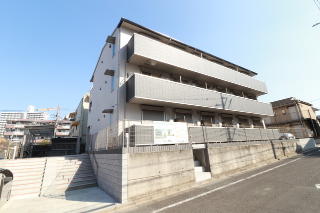 建物外観　バルコニー側からの外観です