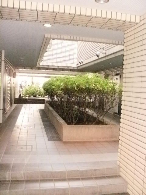 エンジェルス守屋の外観写真