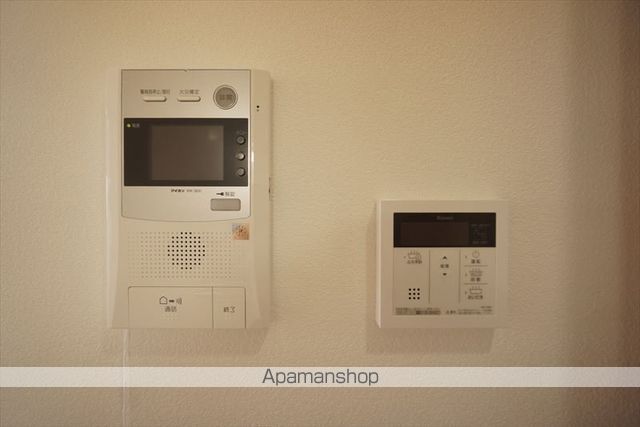 メイボーテセラのその他写真