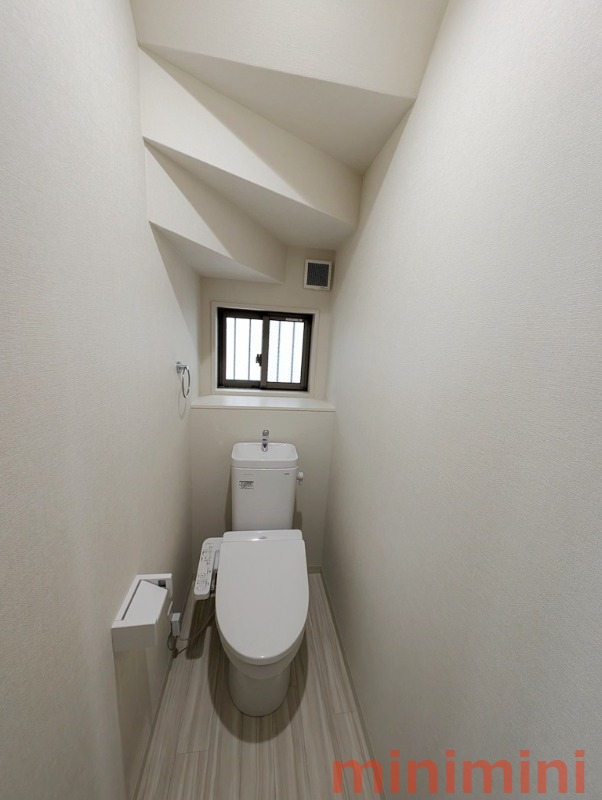 阪急京都線 高槻市駅 徒歩24分 2階建 築3年のトイレ写真